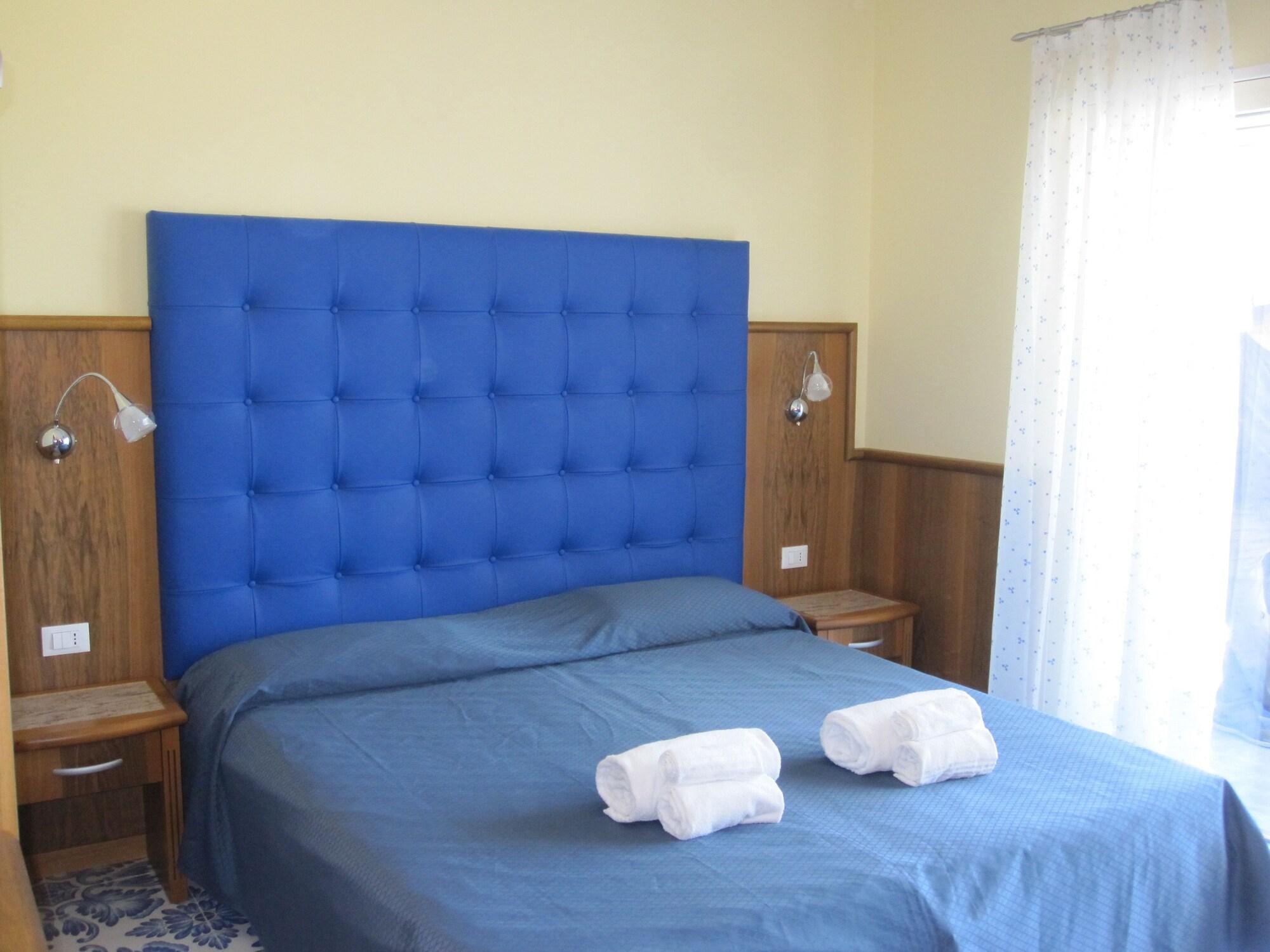 Hotel Panoramic جيارديني ناكسوس المظهر الخارجي الصورة