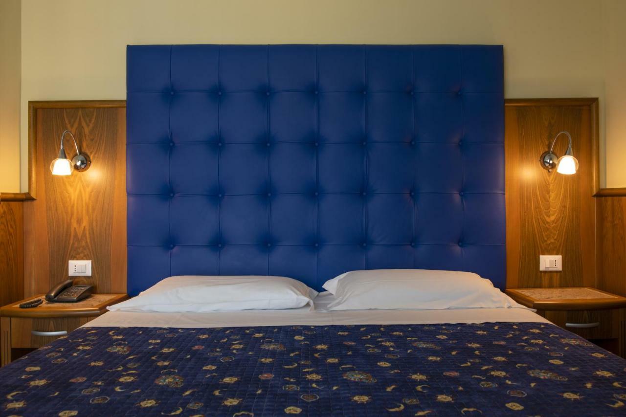 Hotel Panoramic جيارديني ناكسوس المظهر الخارجي الصورة