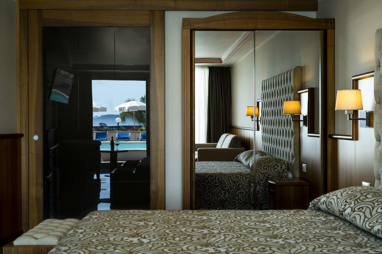 Hotel Panoramic جيارديني ناكسوس المظهر الخارجي الصورة