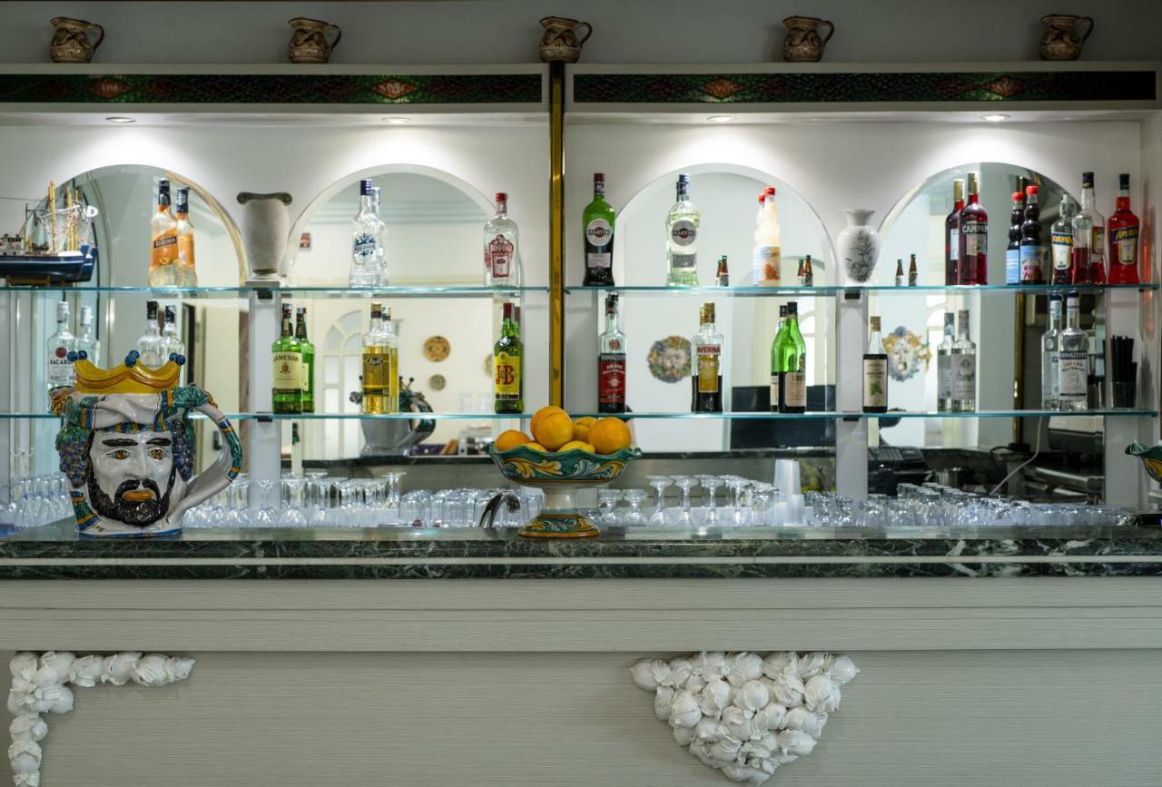 Hotel Panoramic جيارديني ناكسوس المظهر الخارجي الصورة