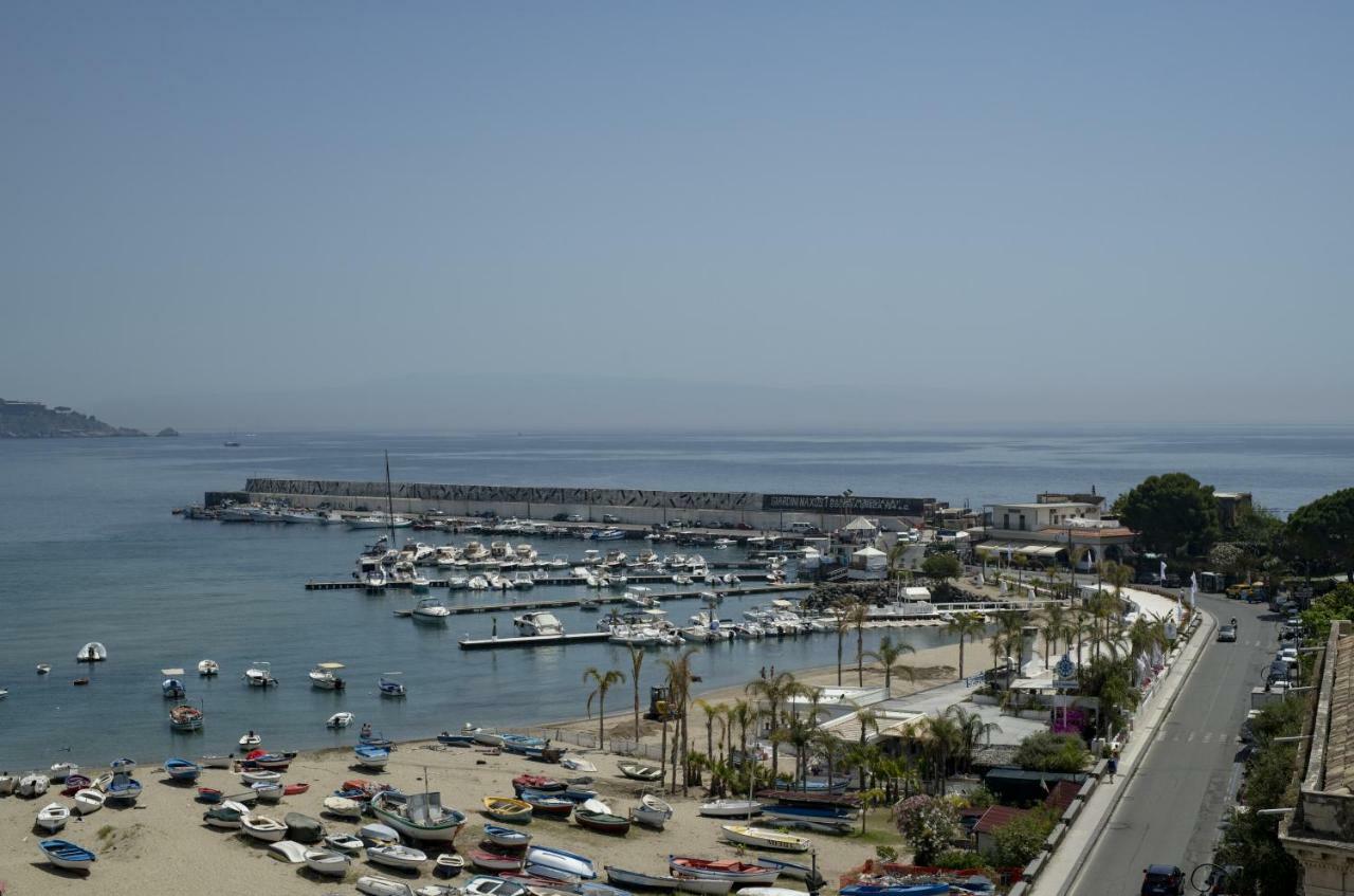 Hotel Panoramic جيارديني ناكسوس المظهر الخارجي الصورة